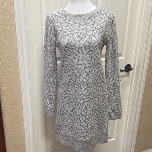 Lou & Grey Textured Gray Long Sleeve Dress